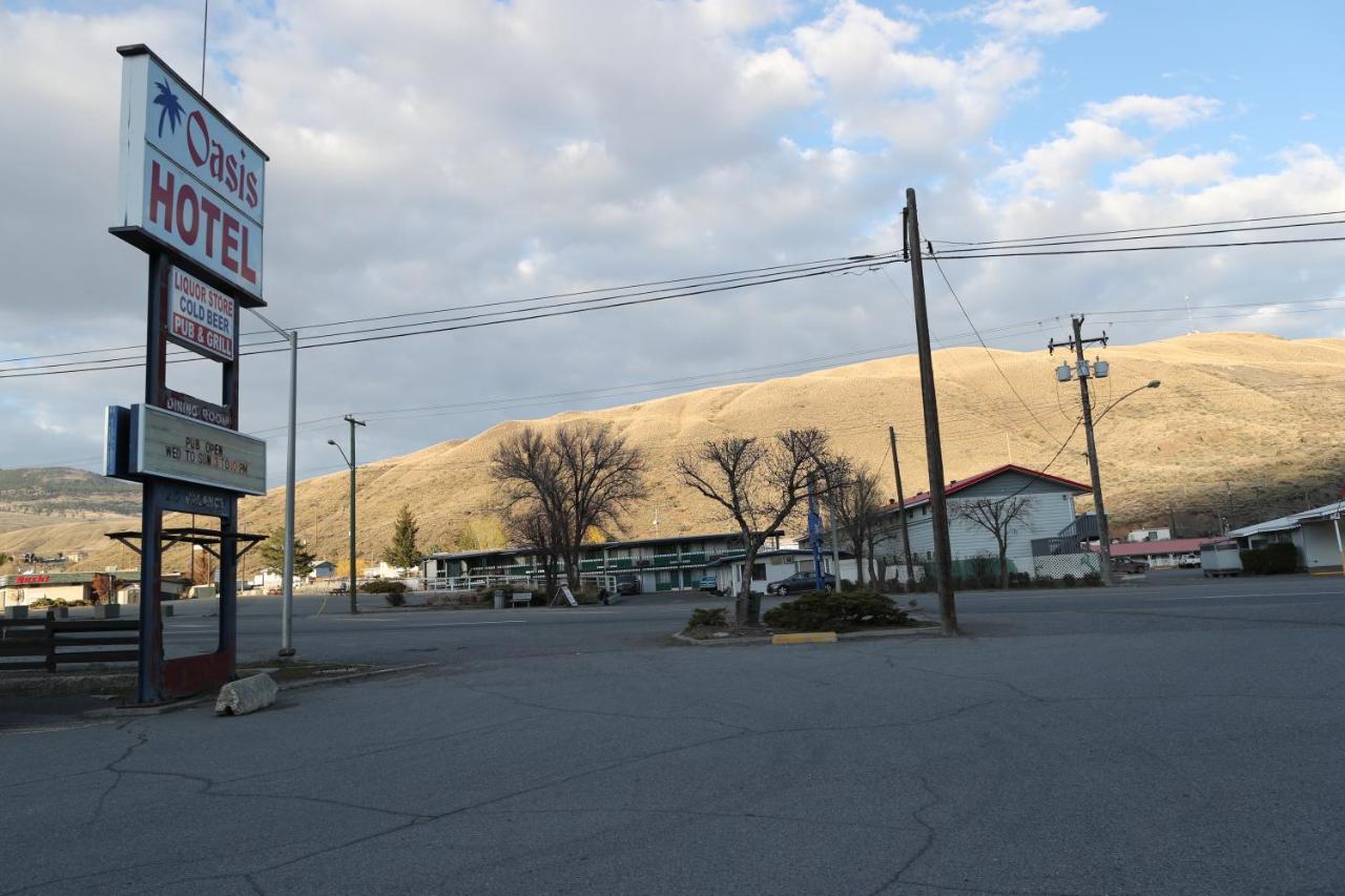 Oasis Hotel Cache Creek Kültér fotó